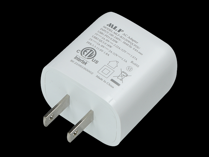 B35 PD20W + QC18W  CN plug 